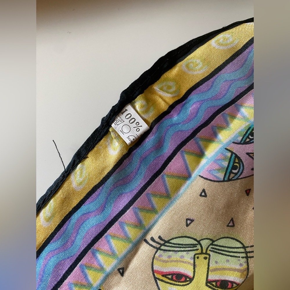 Laurel Burch 100% Silk Scarf - Picture 6 of 9